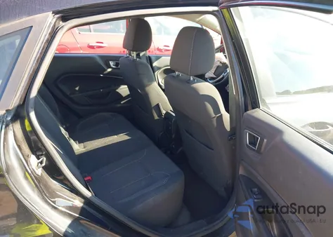 2015 Ford Fiesta Se z USA, uszkodzony, nr VIN 3FADP4BJ6FM209037